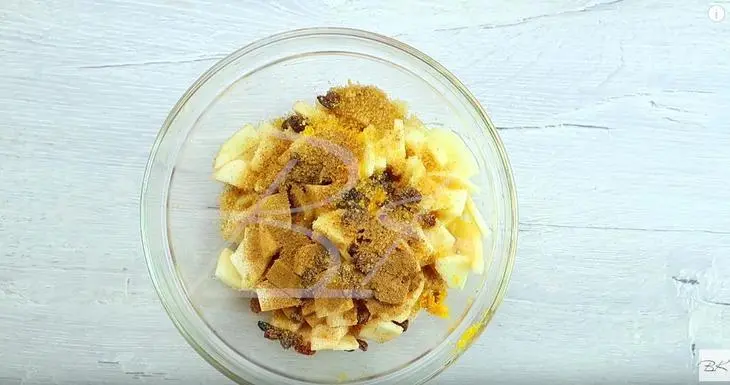 Яблочный штрудель самый вкусный в мире и самый красивый: шаг 2