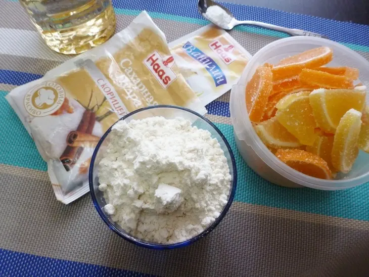 Мини рогалики с цитрусовым мармеладом: шаг 1