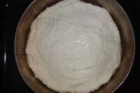 Творожный пирог с яблоками под меренгой: шаг 9