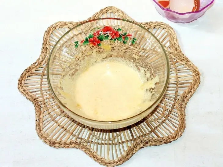 Вафельные трубочки с малиновыми сливками: шаг 2