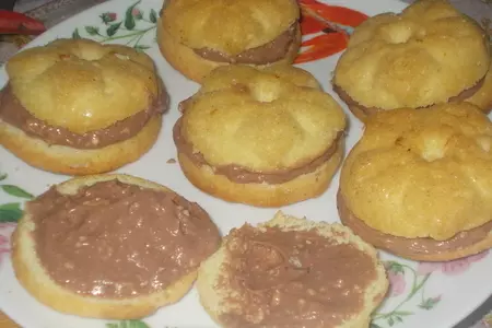 Бисквитные пирожные с шоколадным кремом: шаг 7