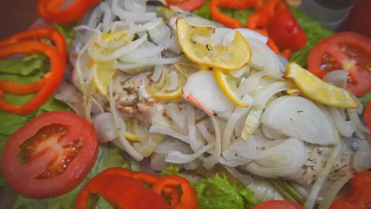 Рыба по-царски с овощами запеченная в духовке: шаг 9