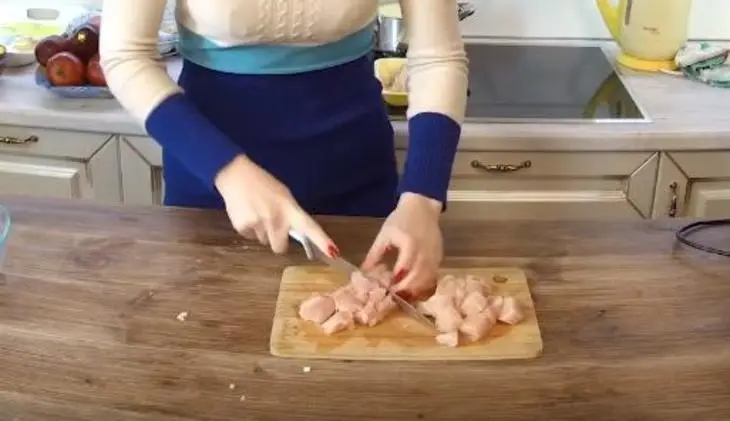 Грудка куриная с рисом и кукурузой: шаг 2