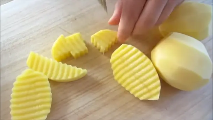 Вкусно до неприличия - фрикадельки с картошкой: шаг 4