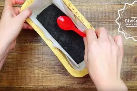Яблочный чизкейк с миндальной крошкой: шаг 2