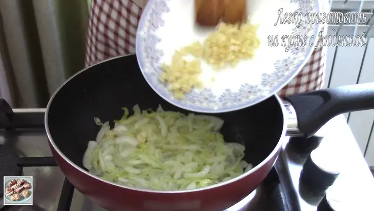 Нежные и вкусные кабачки с перцем в сметане!: шаг 1