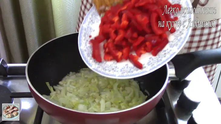 Нежные и вкусные кабачки с перцем в сметане!: шаг 2