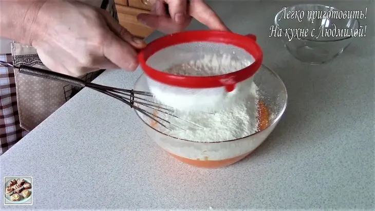 Пышные и очень вкусные морковные кексы.: шаг 2