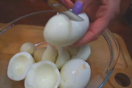Салат с морепродуктами на праздничный стол: шаг 2