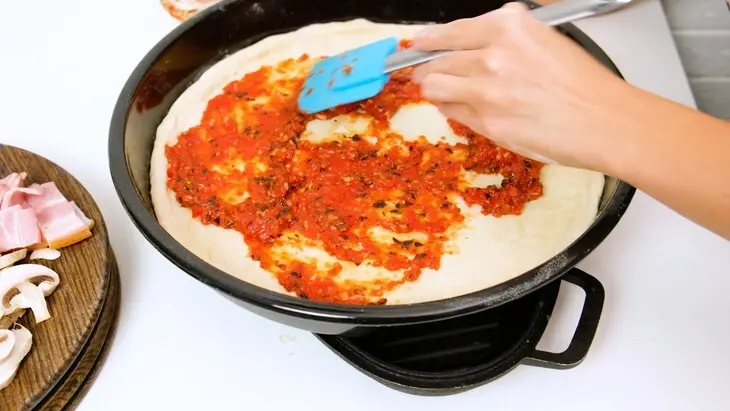 Тесто для пиццы мягкое и пышное: шаг 2