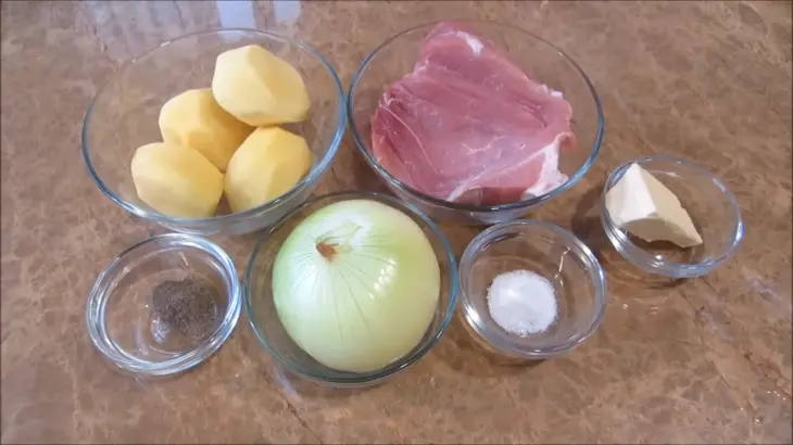 Пироги с картошкой и мясом!: шаг 3