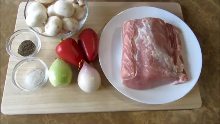 Мясные рулетики с овощами: шаг 1