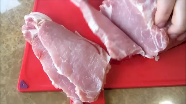 Мясные рулетики с овощами: шаг 2