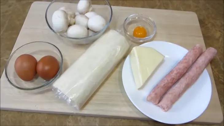 Пирог за 5 минут из 5 продуктов: шаг 1