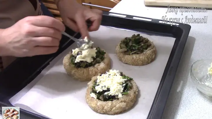 Мясные ватрушки: шаг 6