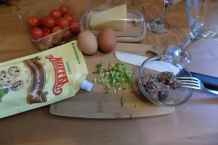 Салат-коктейль с тунцом: шаг 1
