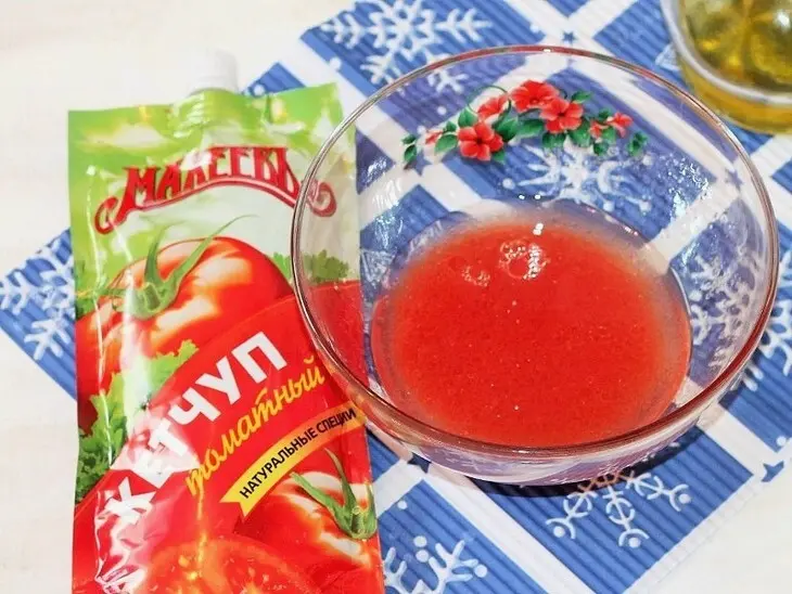 Салат в томатных тарталетках: шаг 2