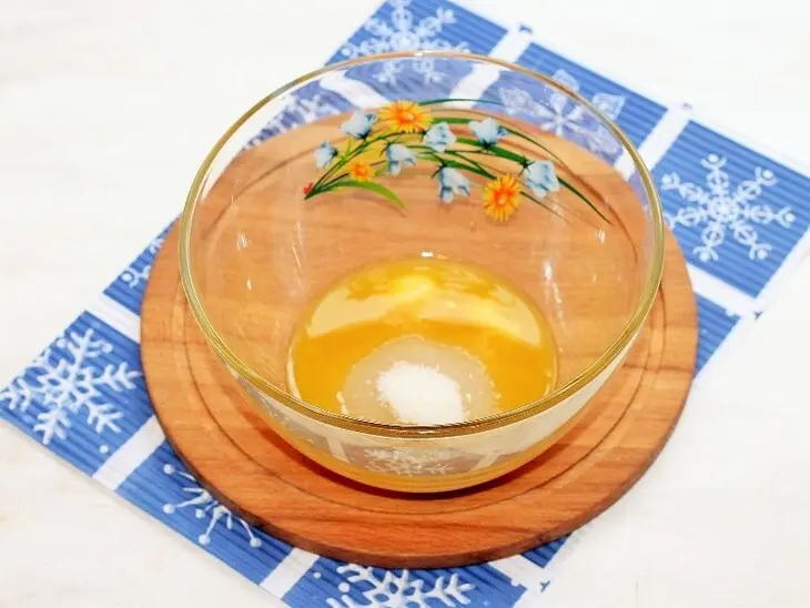 Двухслойный яблочный пирог с орешками: шаг 2
