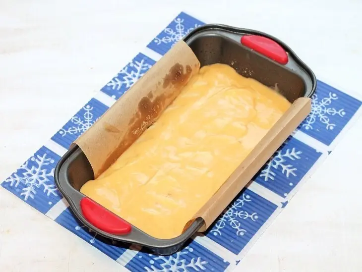Двухслойный яблочный пирог с орешками: шаг 13
