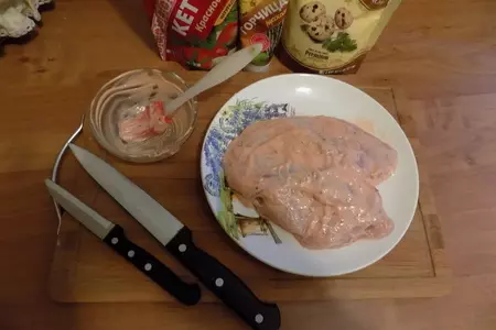 Куриная грудка с чёрными сухариками по - махеевски: шаг 4