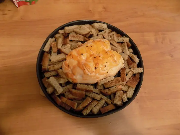 Куриная грудка с чёрными сухариками по - махеевски: шаг 8