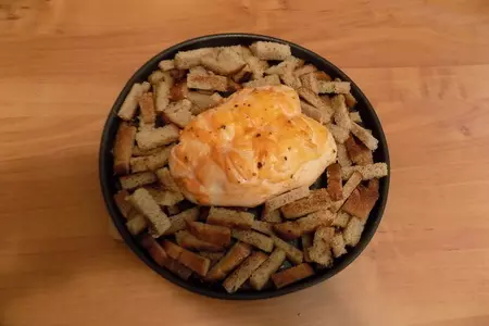 Куриная грудка с чёрными сухариками по - махеевски: шаг 8