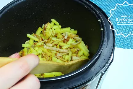 Картошка в мультиварке: шаг 6
