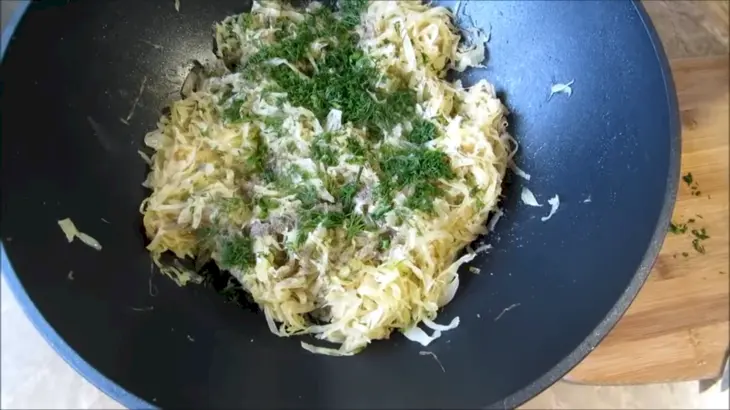 Рогалики с капустой: шаг 2