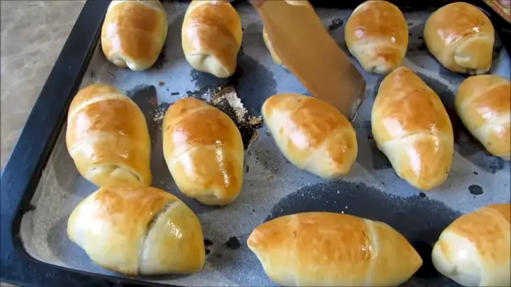 Рогалики с капустой: шаг 8