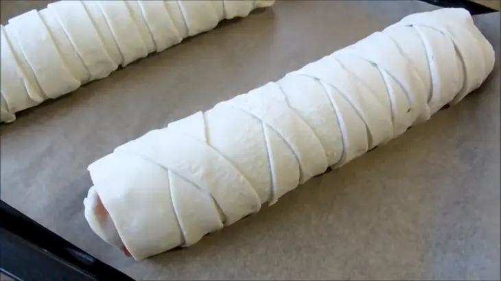 Закусочный рулет с фаршем: шаг 6