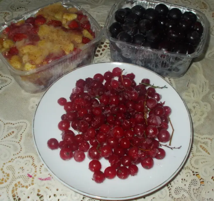 Блинные корзиночки с ягодами: шаг 3