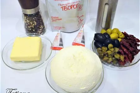 Творожный паштет с вялеными томатами,оливками и каперсами: шаг 1