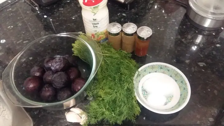 Сливовый соус к мясу и рыбе.: шаг 1