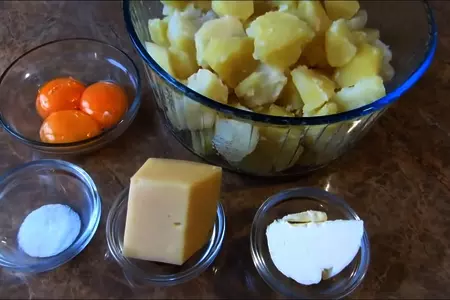 Картофельные гнезда с начинкой: шаг 1