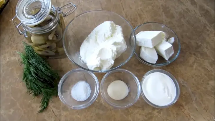 Закусочное пирожное с грибами и брынзой: шаг 6
