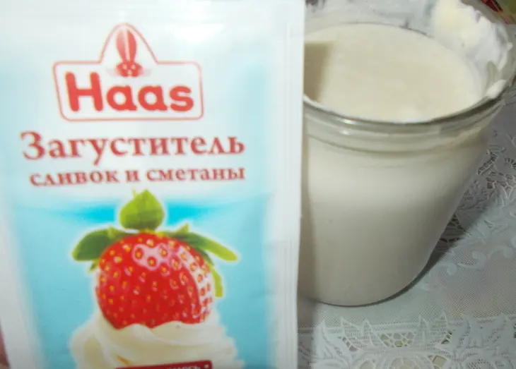 Вафельные пирожные с ягодами и сметанным кремом: шаг 2