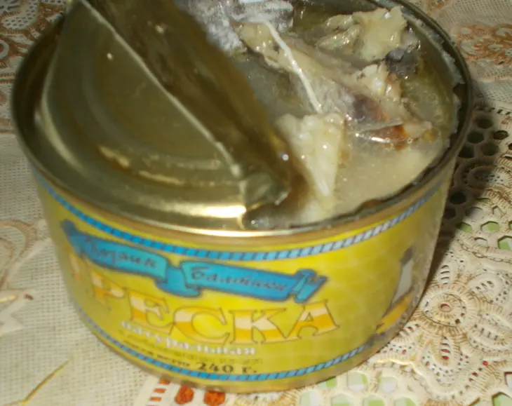 Заливное из рыбных консервов: шаг 2
