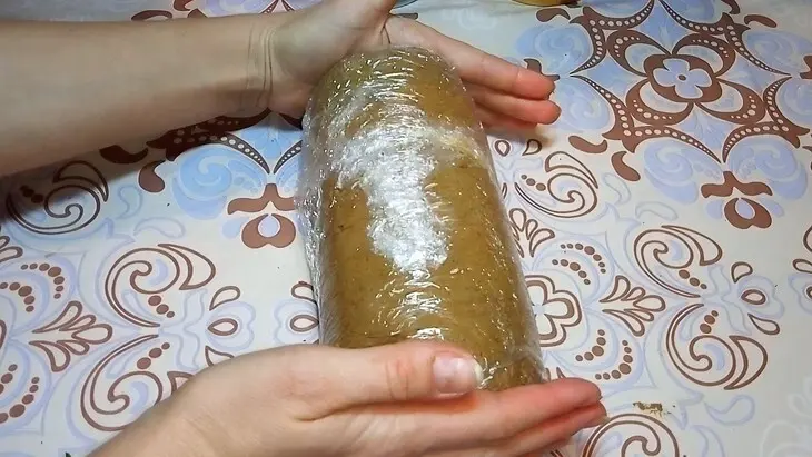 Рулет из печени со сливочным маслом и зеленью.: шаг 4