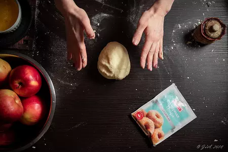 Классический яблочный штрудель (apfelstrudel): шаг 6