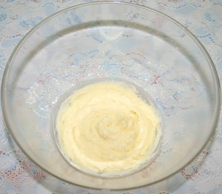 Кекс с корицей и грецкими орехами: шаг 1