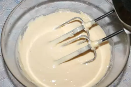 Кекс с корицей и грецкими орехами: шаг 3