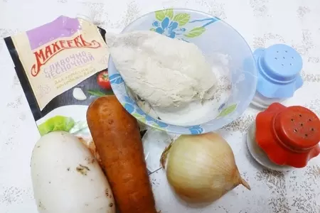 Салат с курицей и дайконом: шаг 1