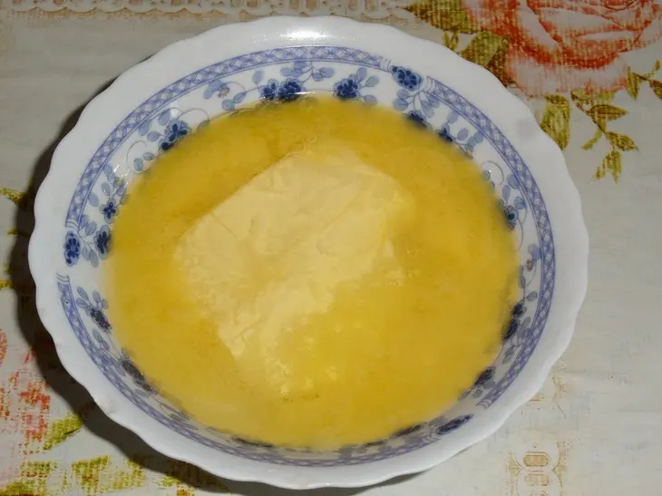 Шоколадный пирог с цедрой и цукатами: шаг 3