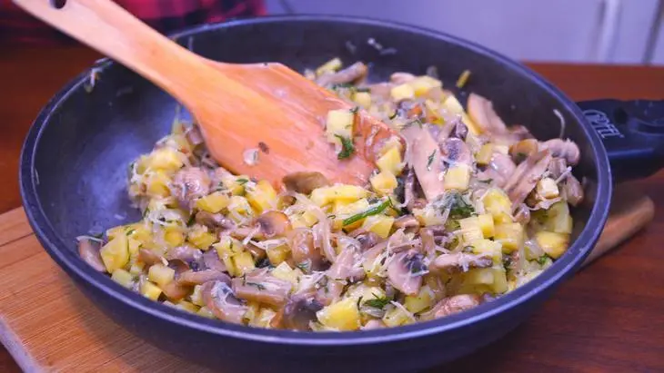 Фаршированная курица на новогодний стол: шаг 6