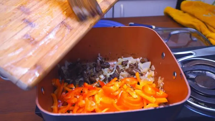 Мясная закуска по-тайски на праздничный стол: шаг 7