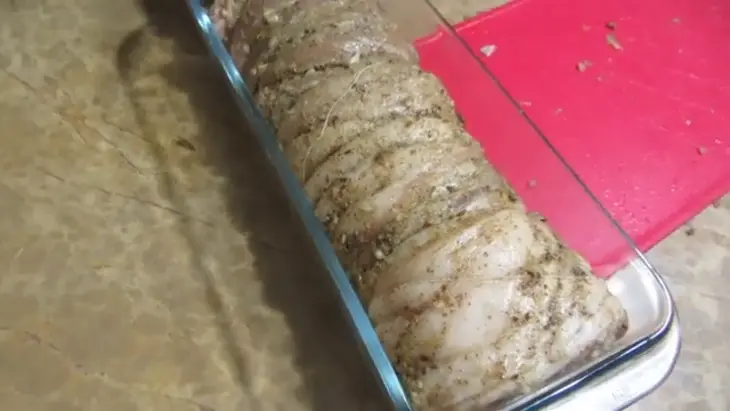 Вкуснейшая грудинка в духовке - вместо колбасы: шаг 5