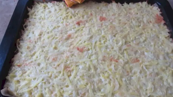 Картофельный рулет с мясом и сыром: шаг 5