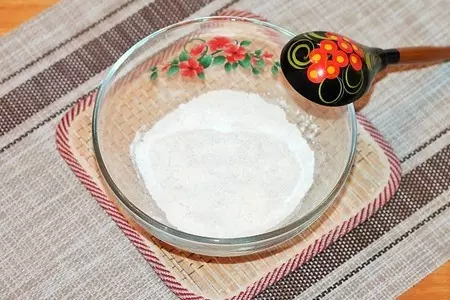Медовое печенье с орехом и корицей: шаг 2