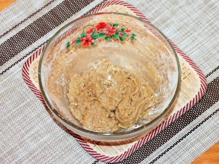 Медовое печенье с орехом и корицей: шаг 4