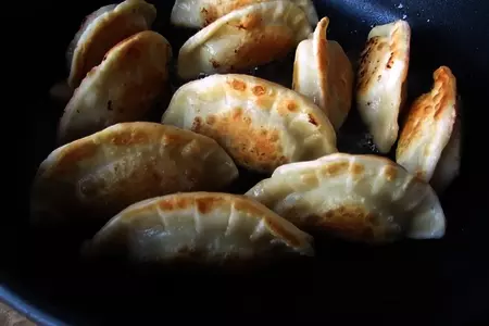 Манду - корейские пирожки: шаг 9